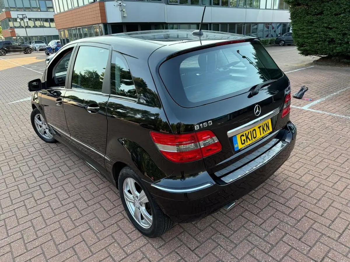 2010-mercedes-benz-b-class-15-b160-se-cvt-big-11