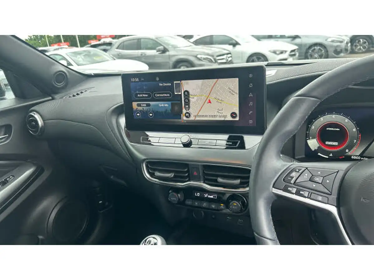 2024-nissan-juke-10-dig-t-n-connecta-big-13