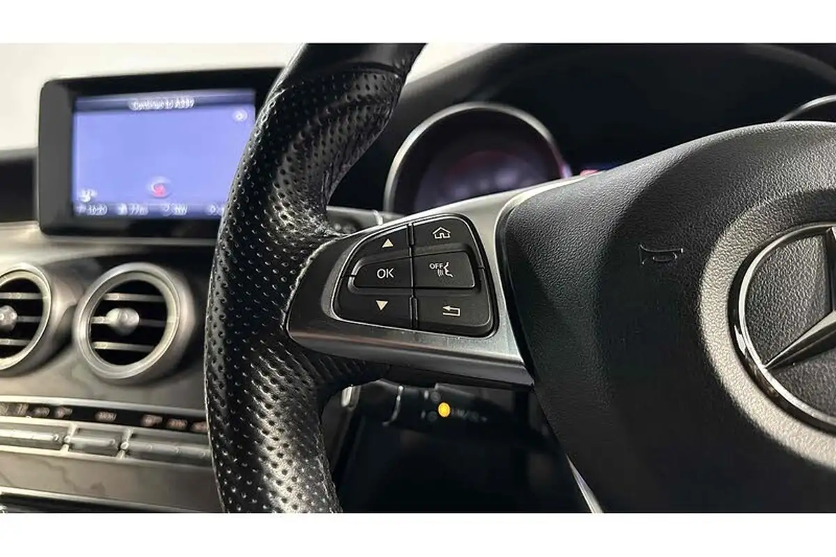 2017-mercedes-benz-c-class-20-c200-amg-line-ss-coupe-2d-9g-tronic-plus-big-33