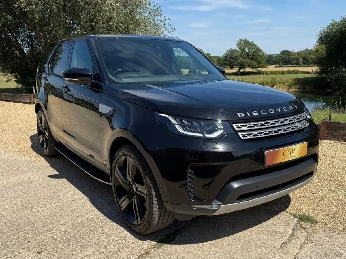 2019-land-rover-discovery-30-sd6-commercial-hse-big-1
