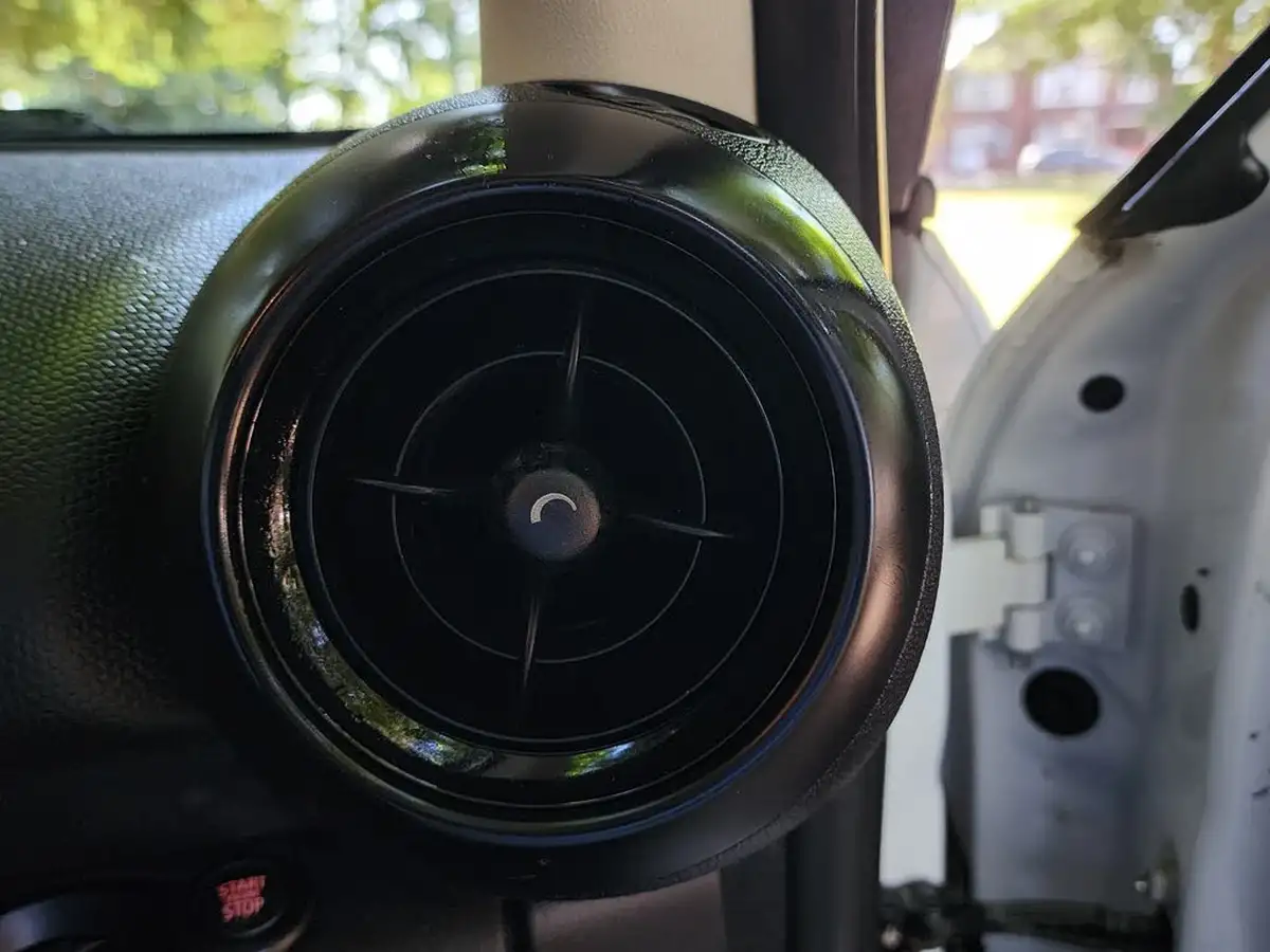 2013-mini-countryman-16-cooper-pepper-big-11