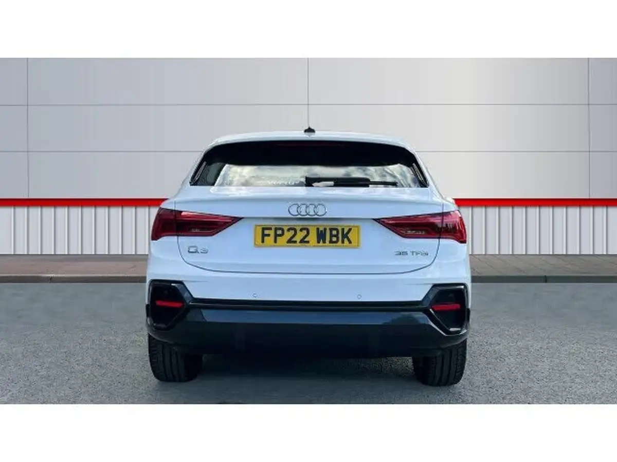 2022-audi-q3-15-35-tfsi-cod-sportback-s-tronic-big-5