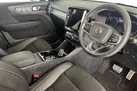 2022-volvo-xc40-15-t3-r-design-auto-small-9