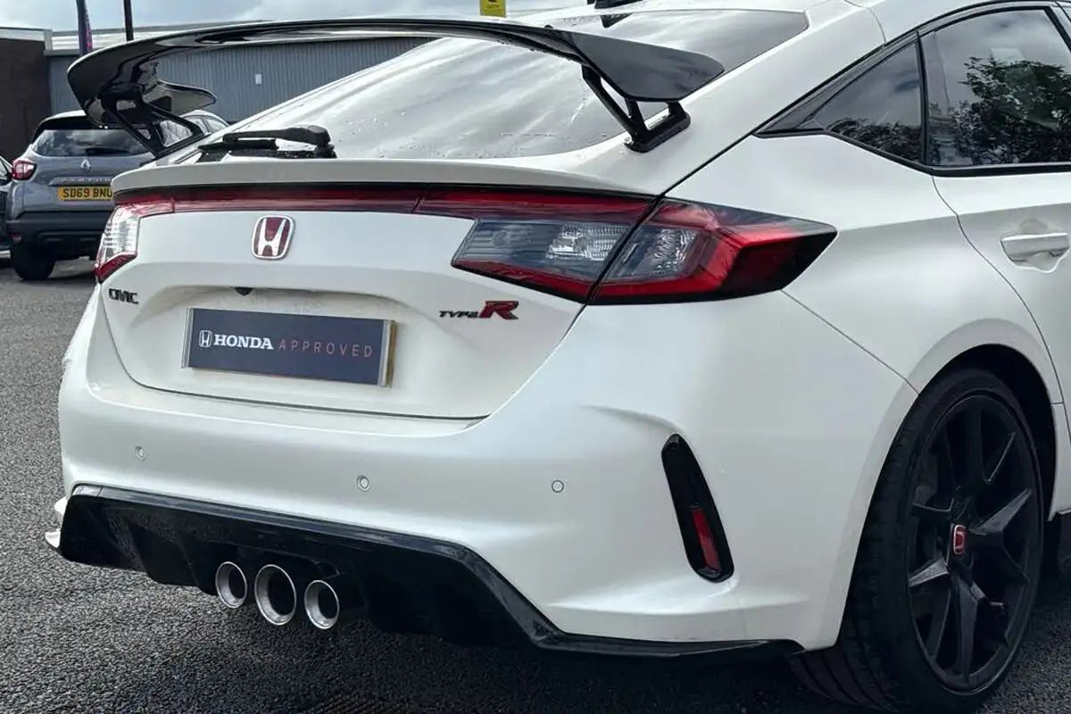 2023-honda-civic-20-i-vtec-type-r-big-9