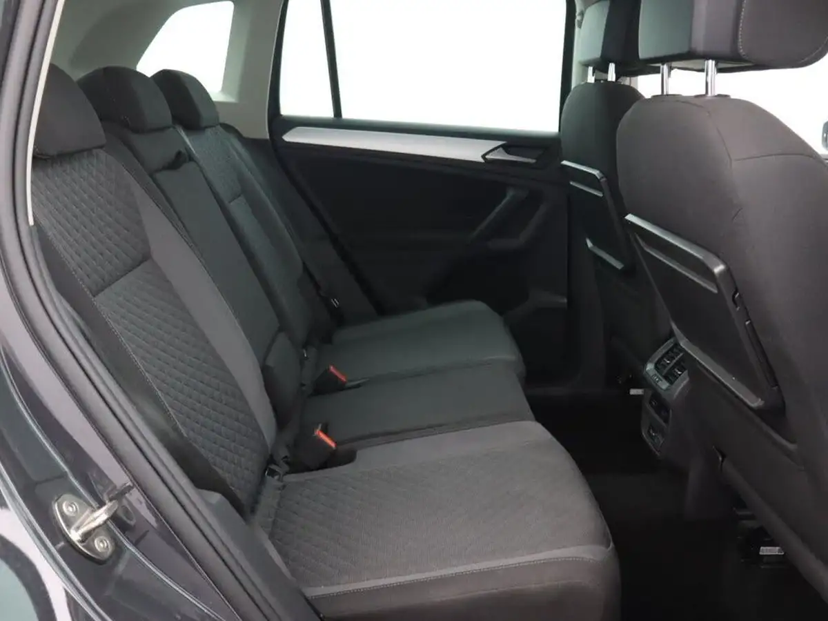 2019-volkswagen-tiguan-20tdi-match-150ps-big-22