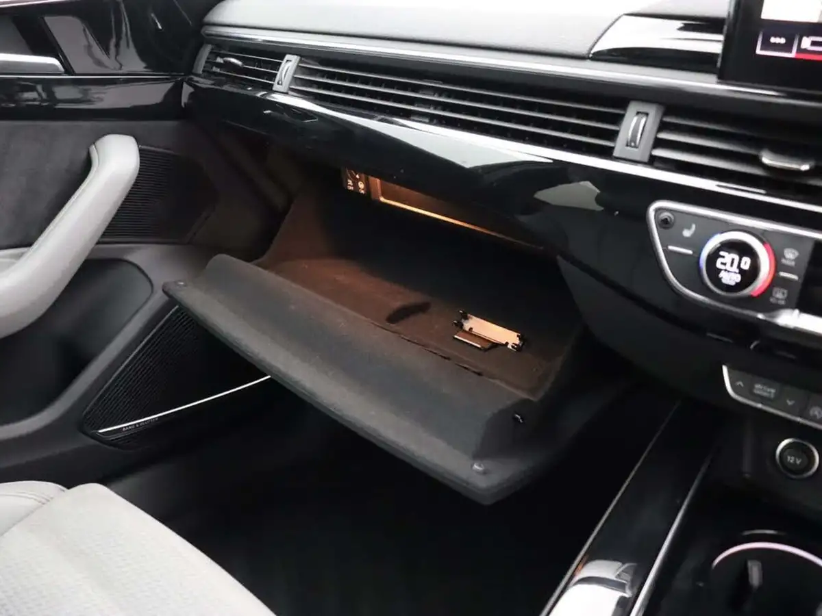 2023-audi-a4-20-35-tfsi-black-edition-big-52
