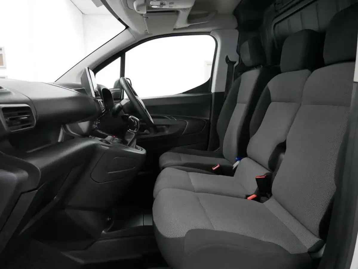 2019-citroen-berlingo-15bluehdi-650-enterprise-big-20