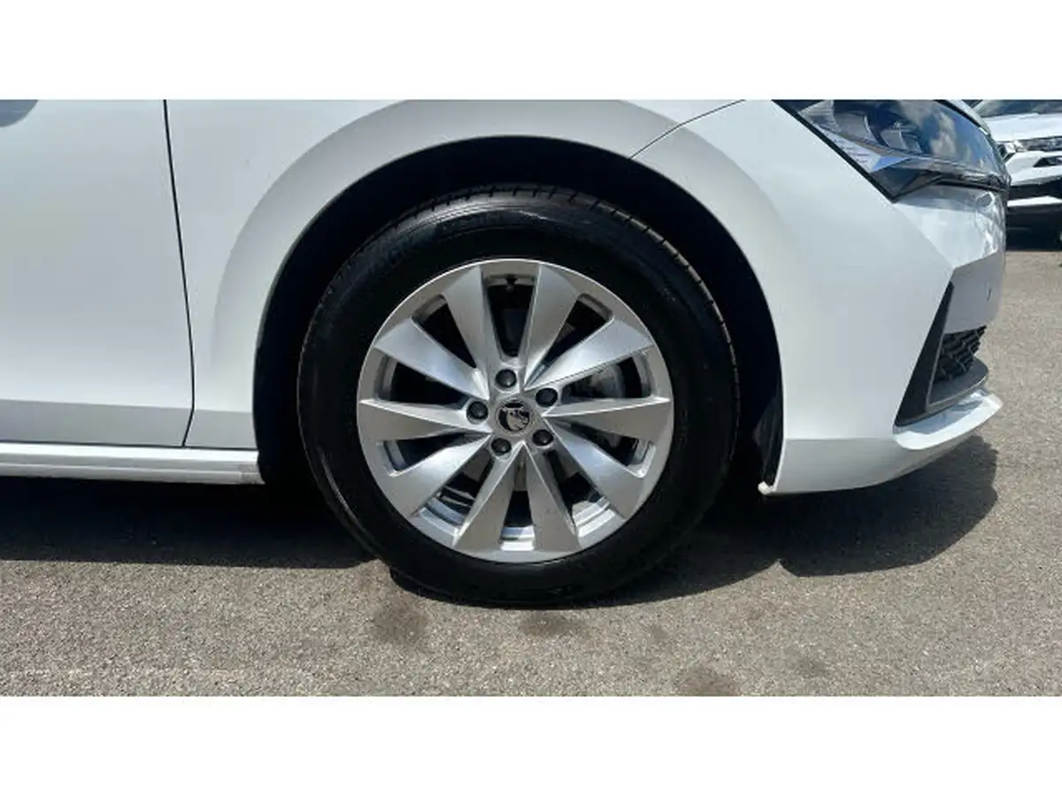2024-skoda-superb-15-tsi-e-tec-se-technology-estate-big-38