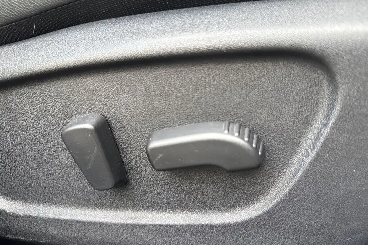2019-nissan-qashqai-15dci-tekna-19in-alloysglass-roof-pack-dct-big-26