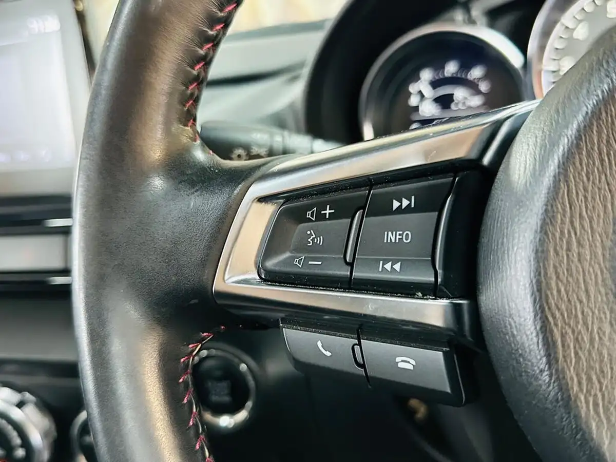 2018-mazda-mx-5-15-se-l-nav-convertible-big-49
