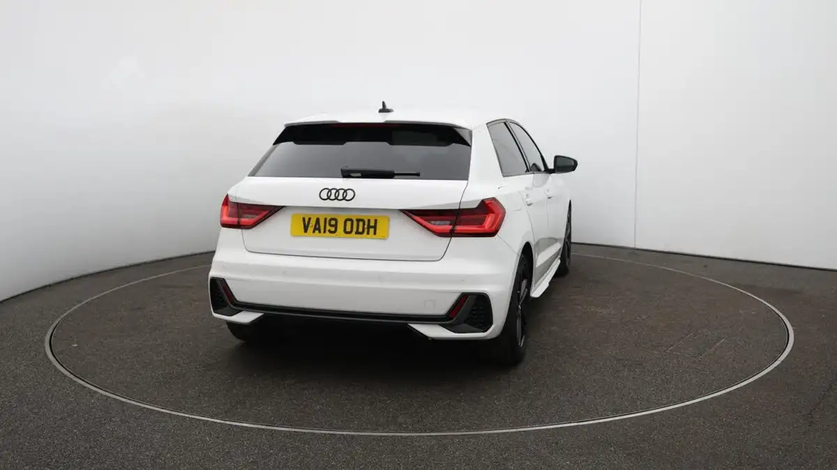 2019-audi-a1-10-30-tfsi-s-line-ss-tronic-big-54