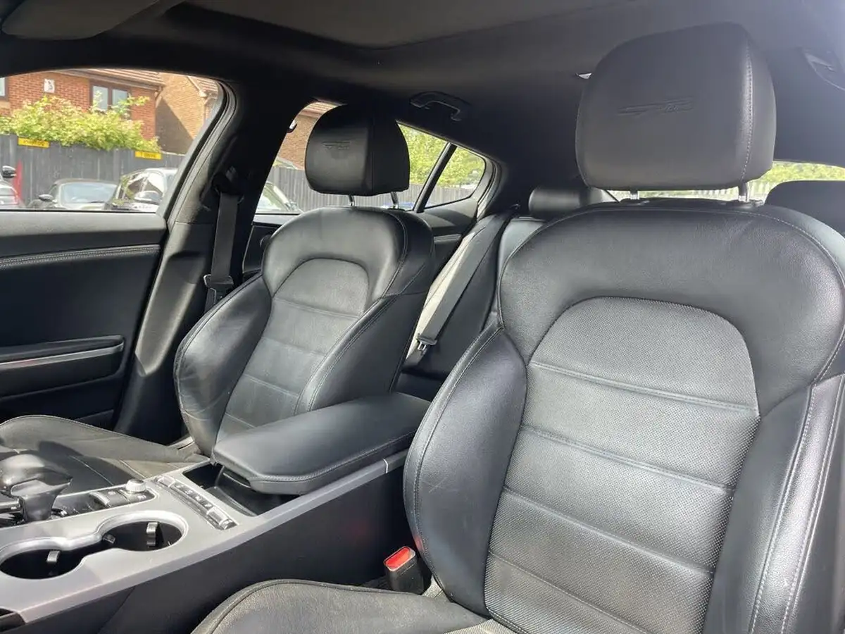 2019-kia-stinger-22-crdi-gt-line-s-big-10