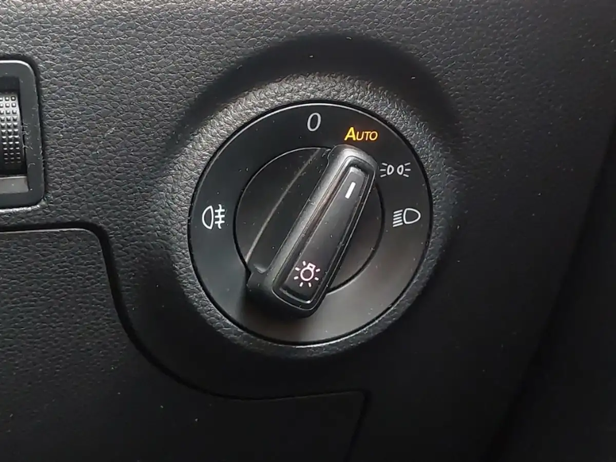 2019-mini-countryman-15-cooper-classic-big-12