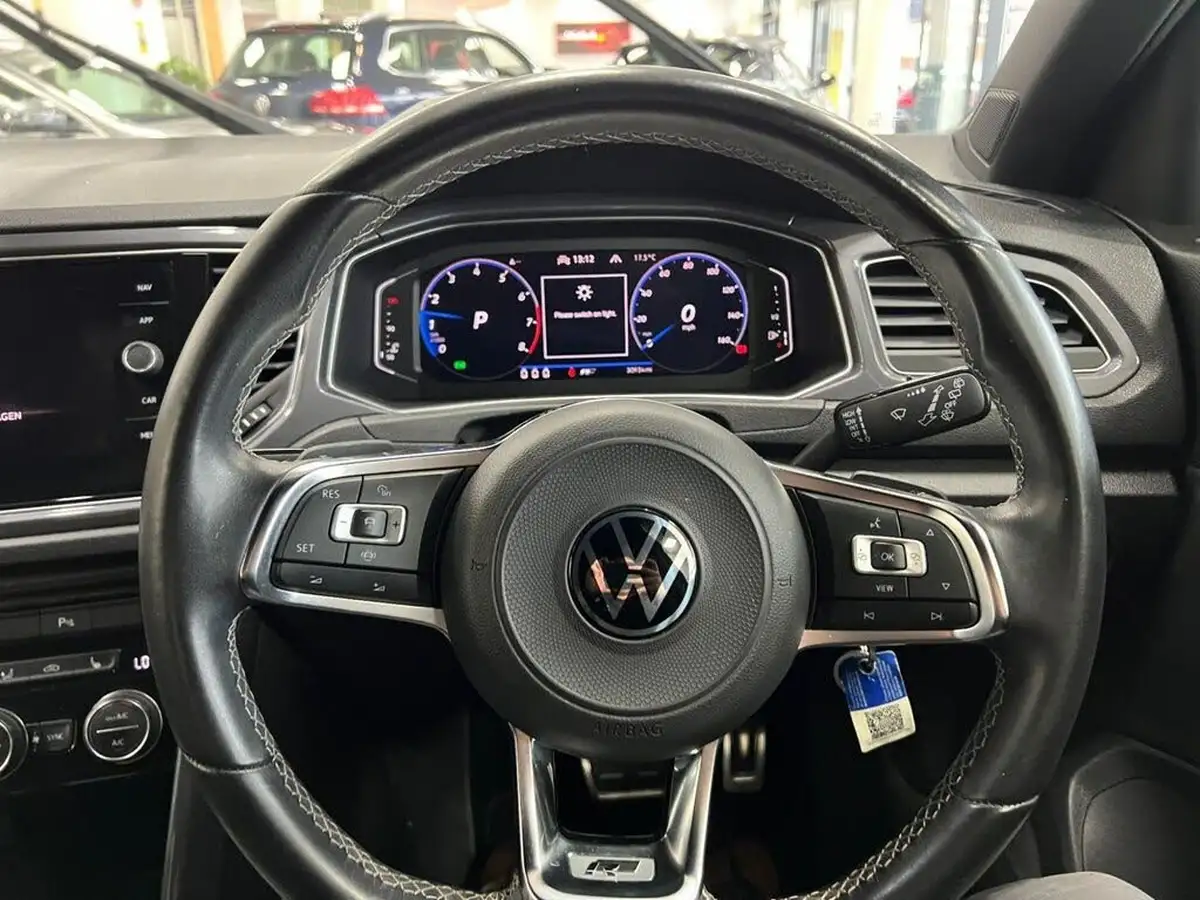 2020-volkswagen-t-roc-15-tsi-r-line-hatchback-5d-dsg-big-32