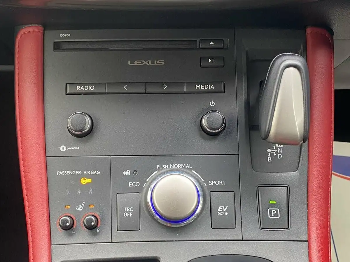 2018-lexus-ct-200h-18-f-sport-big-30
