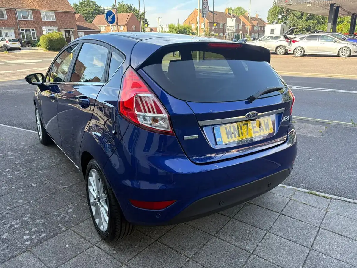 2017-ford-fiesta-10t-titanium-x-125ps-ss-5d-big-7