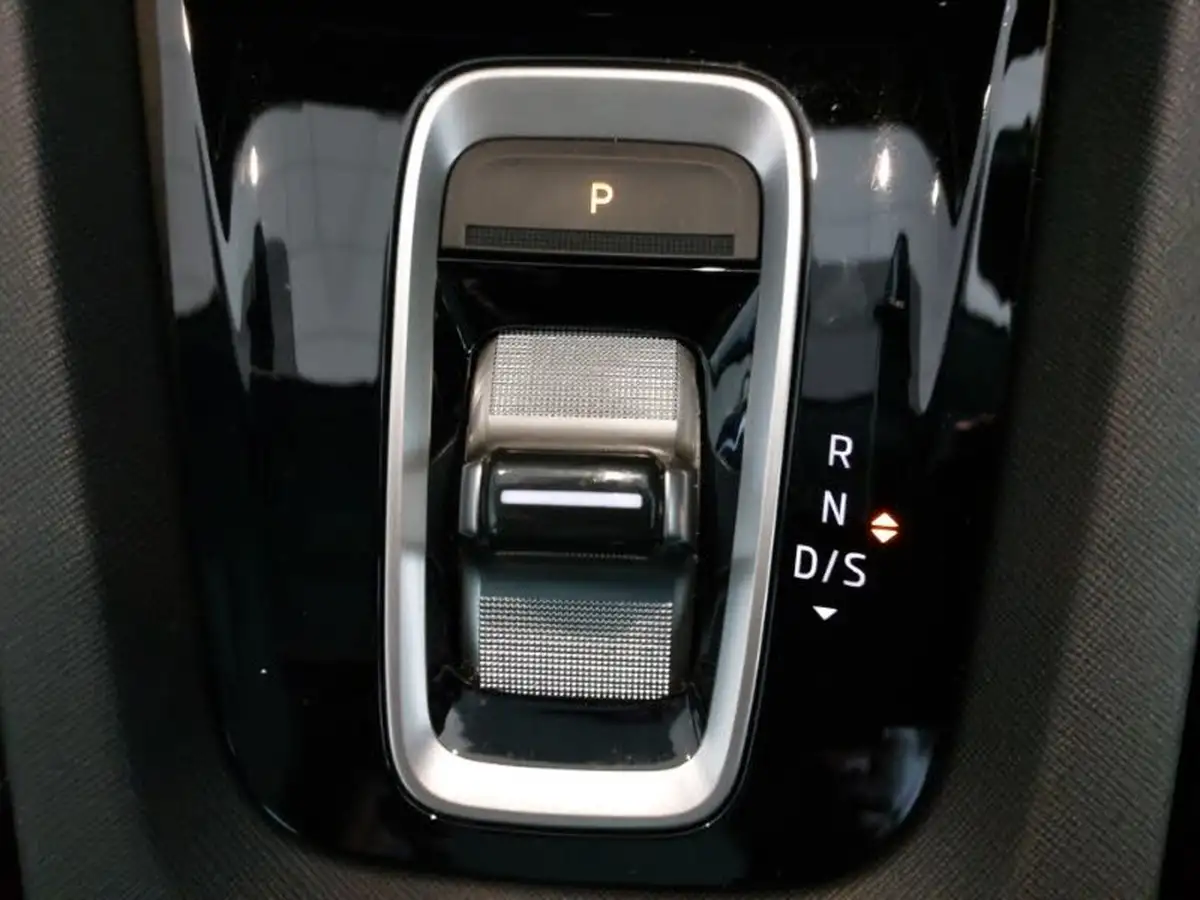 2024-skoda-octavia-20tdi-se-l-150ps-estate-dsg-big-16