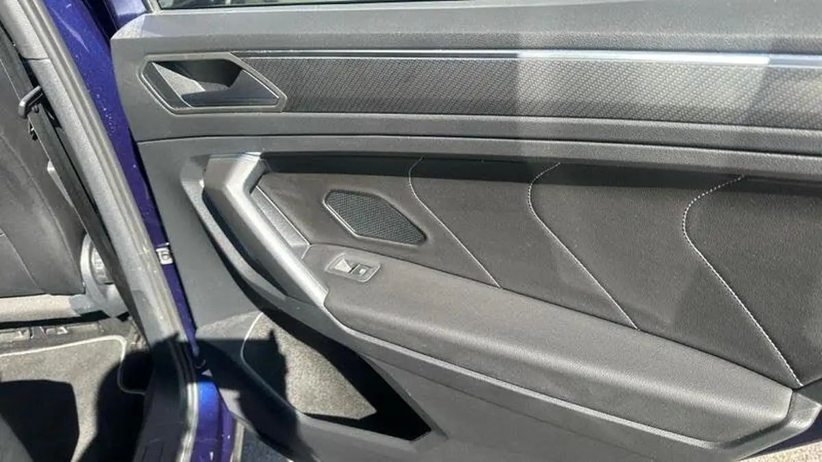 2021-volkswagen-tiguan-allspace-20-tsi-r-line-190ps-big-40