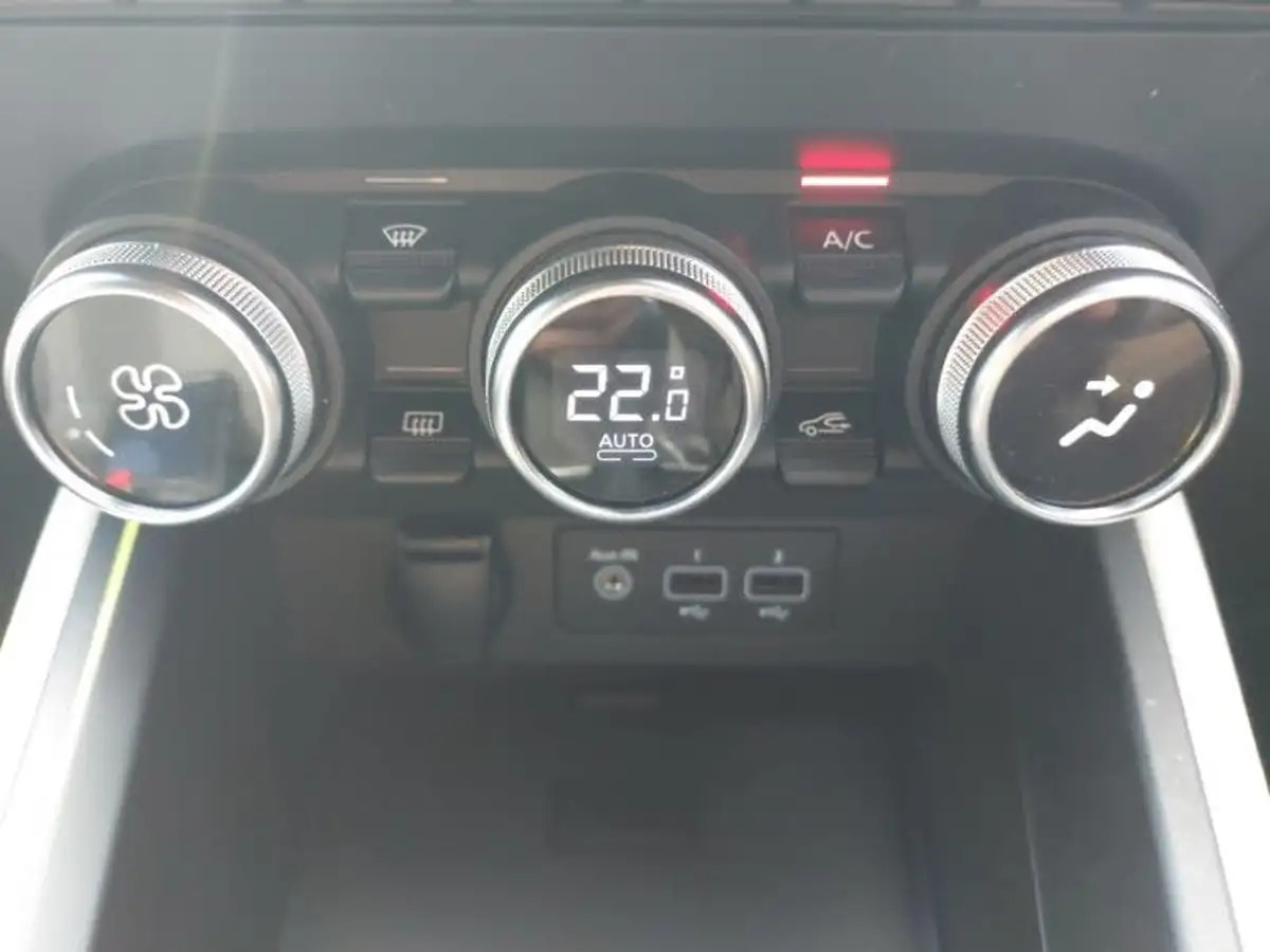 2022-renault-clio-10-tce-techno-big-16