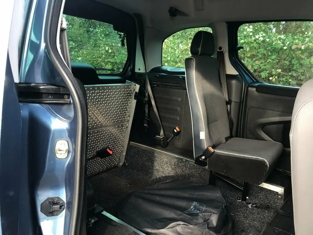 2016-citroen-berlingo-16bluehdi-multispace-feel-edition-102ps-ss-etg6-big-4