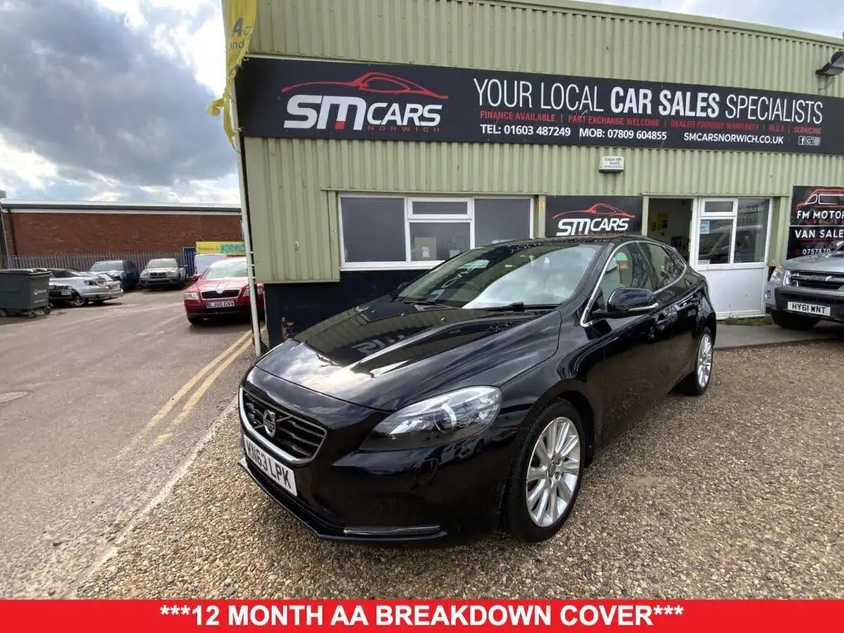 2013-volvo-v40-20td-d3-se-lux-nav-ss-geartronic-big-0