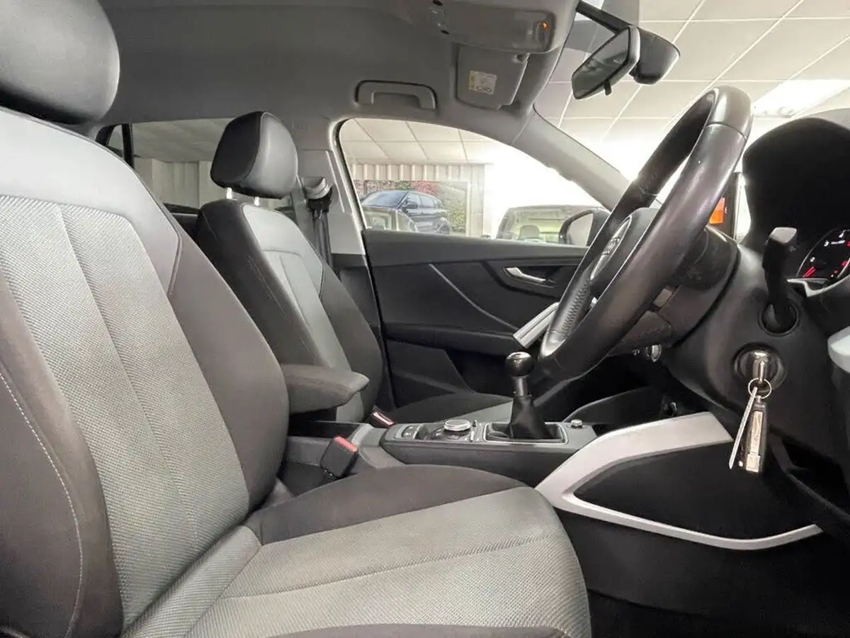 2020-audi-q2-16-30-tdi-technik-big-24