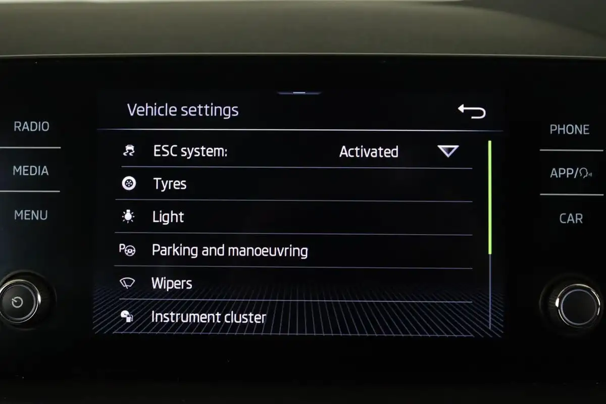 2021-skoda-scala-10-tsi-se-95ps-big-28
