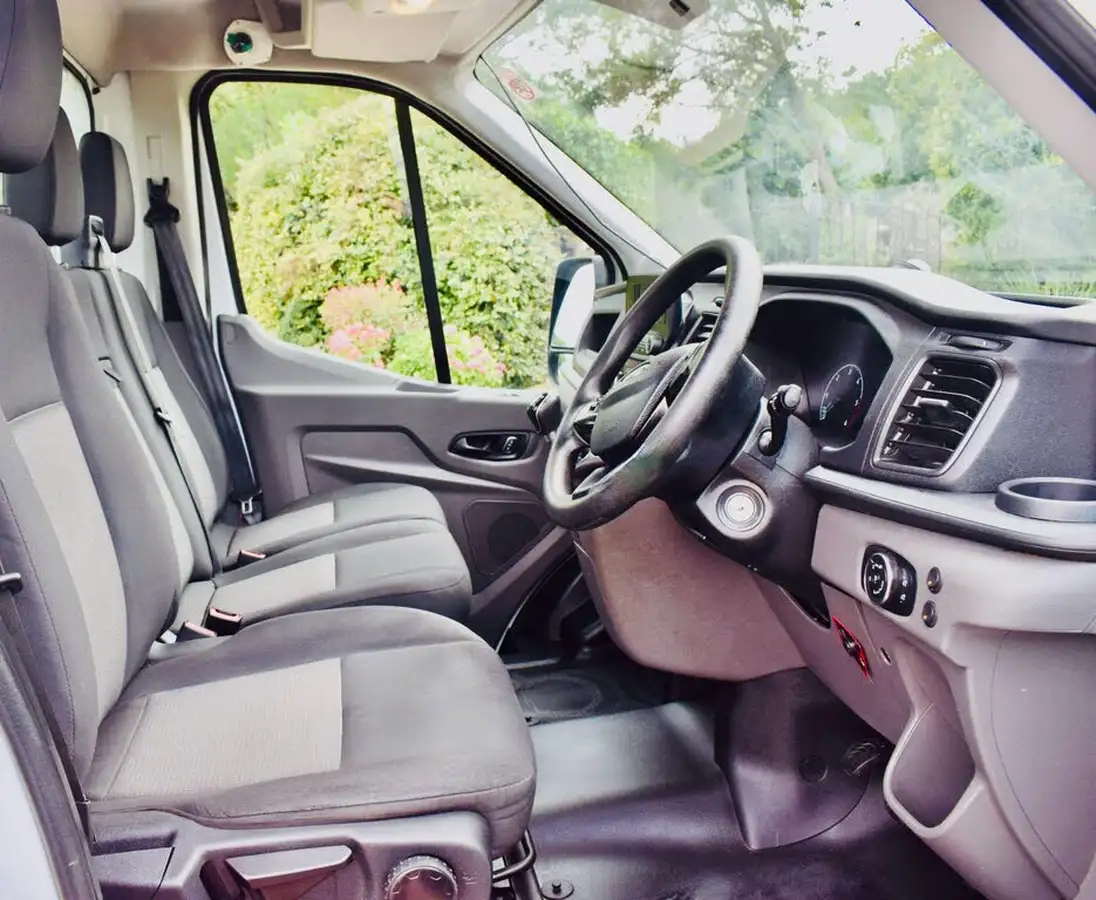 2022-ford-transit-20tdci-350-l2h1-leader-130pseu6dt-fwd-cab-big-8
