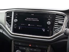 2018-volkswagen-t-roc-10-tsi-design-small-34