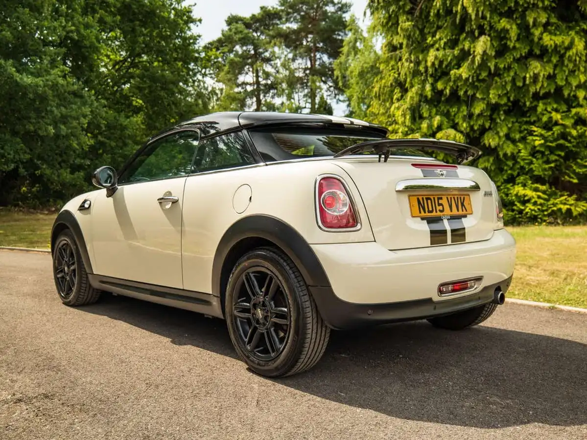 2015-mini-coupe-16-cooper-big-21