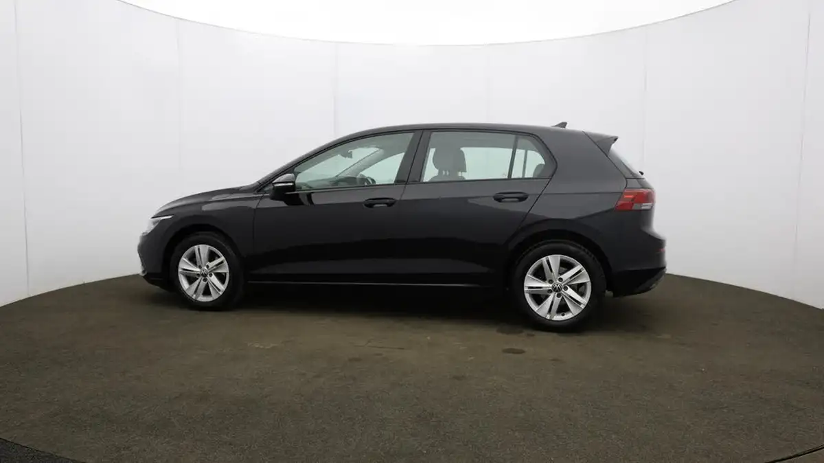 2021-volkswagen-golf-15-tsi-life-130ps-hatchback-big-67