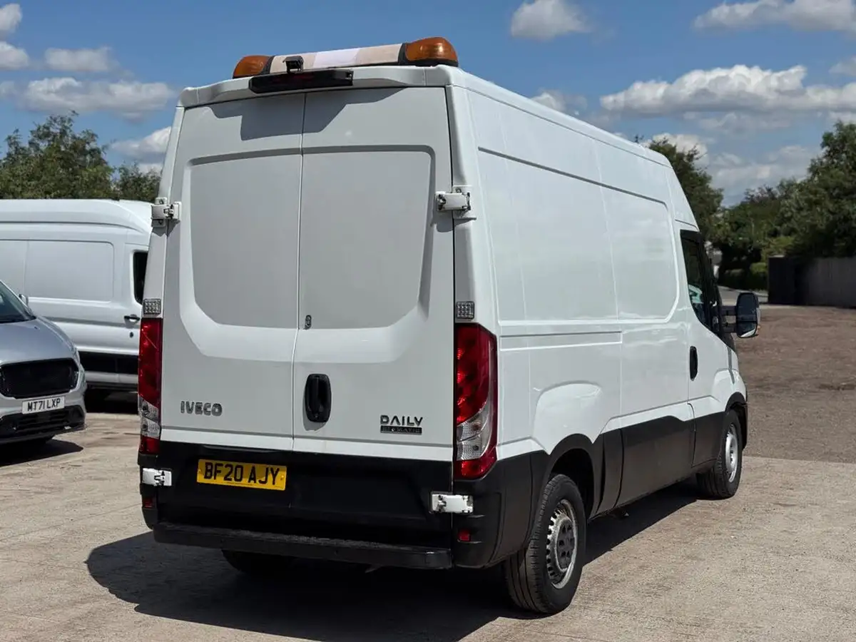 2020-iveco-daily-s-class-23td-35s12v-3520-h1-business-big-12