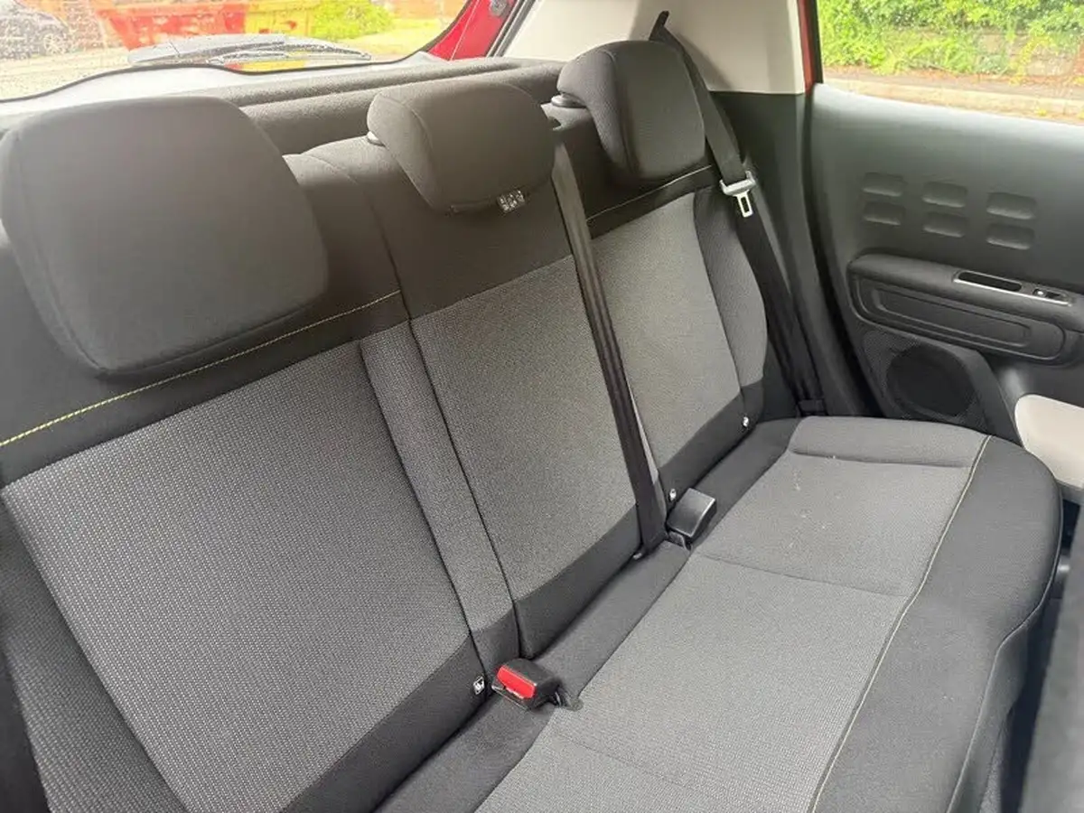 2017-citroen-c3-12-puretech-flair-110ps-ss-eat6-big-21