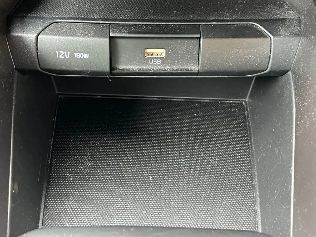 2021-kia-rio-10-t-gdi-gt-line-s-48v-big-43