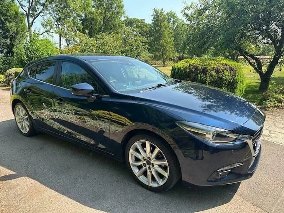 2017-mazda-mazda3-20-sport-nav-120ps-hatchback-5d-auto-big-4