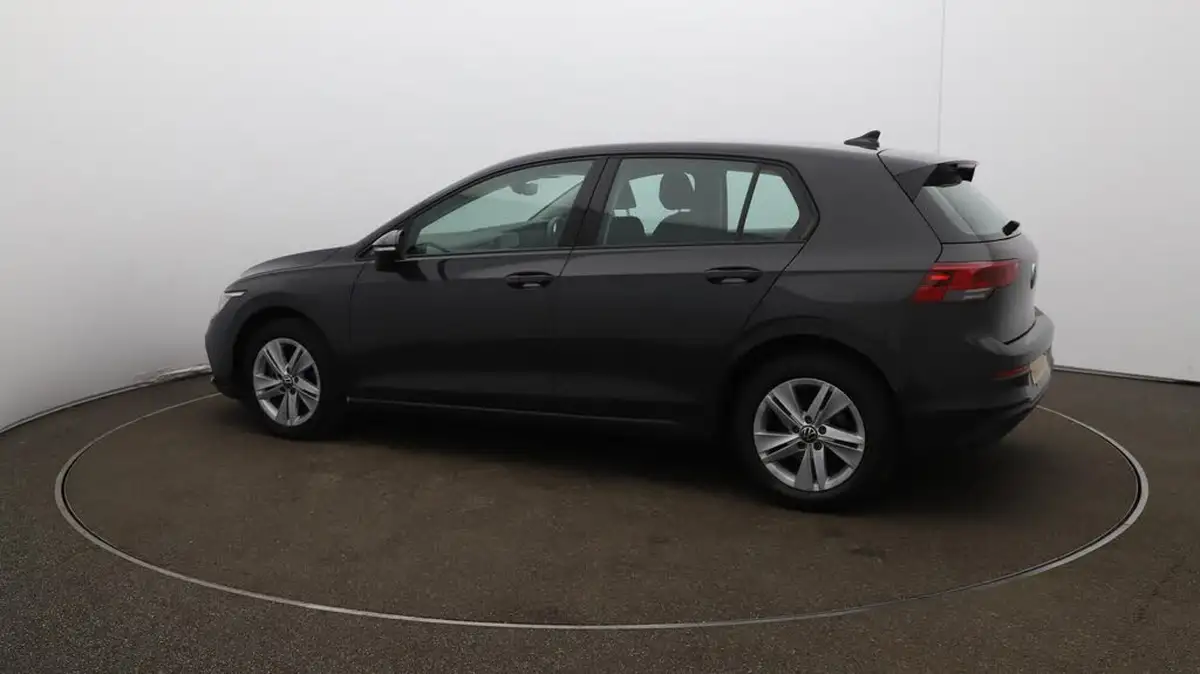 2022-volkswagen-golf-20tdi-life-hatchback-big-46