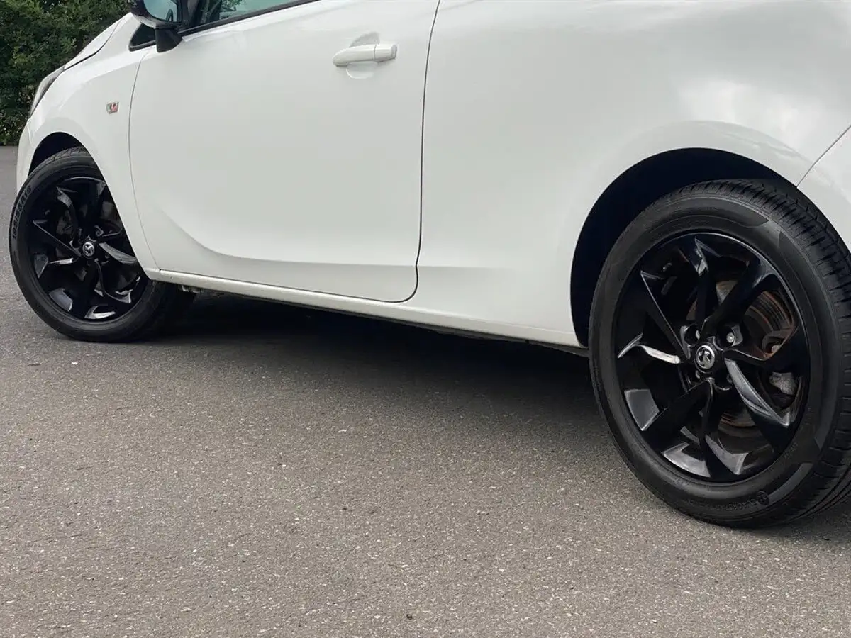 2015-vauxhall-corsa-10-sting-r-ss-big-14