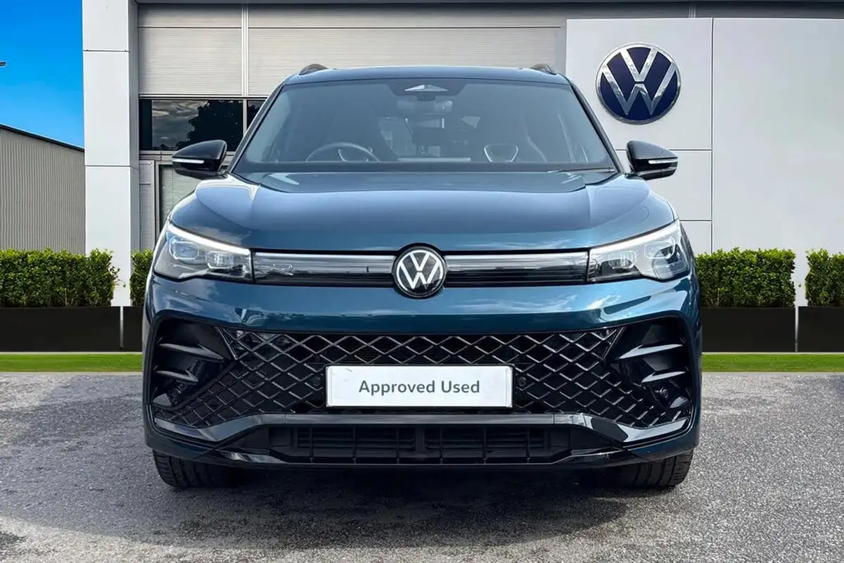 2024-volkswagen-tiguan-15-etsi-r-line-big-5