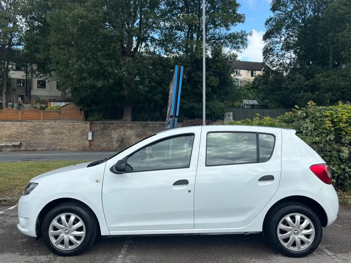 2016-dacia-sandero-12-ambiance-big-4