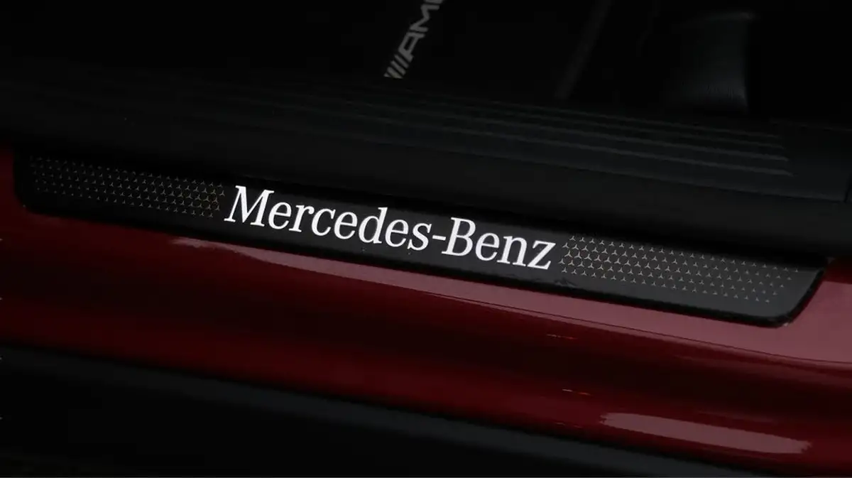 2023-mercedes-benz-gla-class-13-gla-200-amg-line-executive-station-wagon-big-20