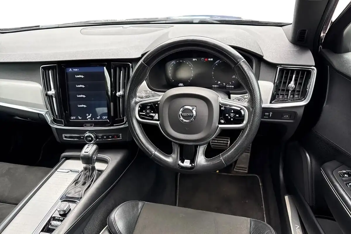 2018-volvo-s90-20td-d4-r-design-big-12