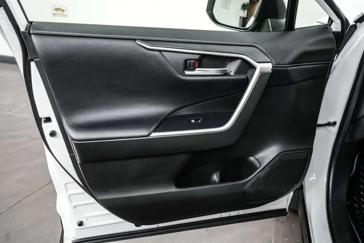 2020-toyota-rav4-25-vvt-i-design-219bhp-big-19
