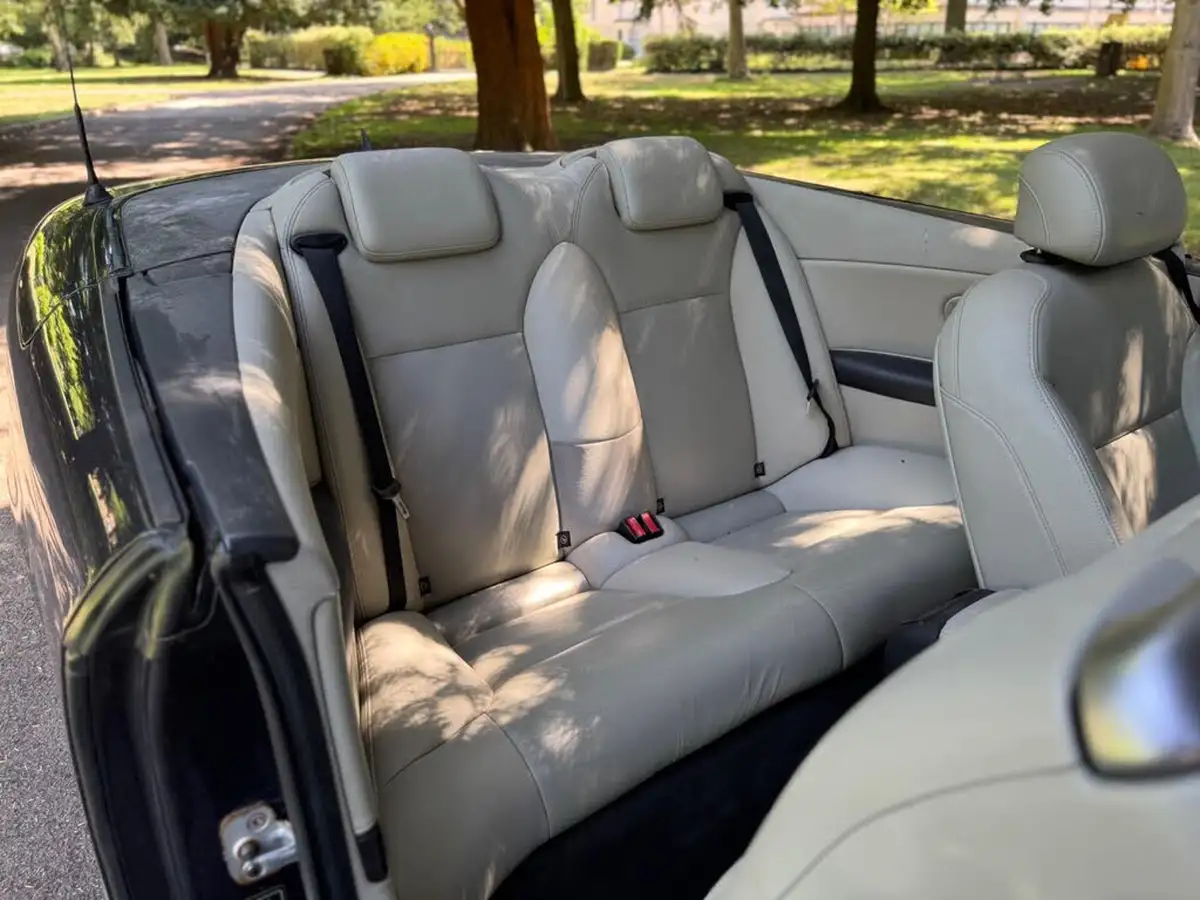 2005-saab-9-3-20-vector-18t-convertible-2d-big-23