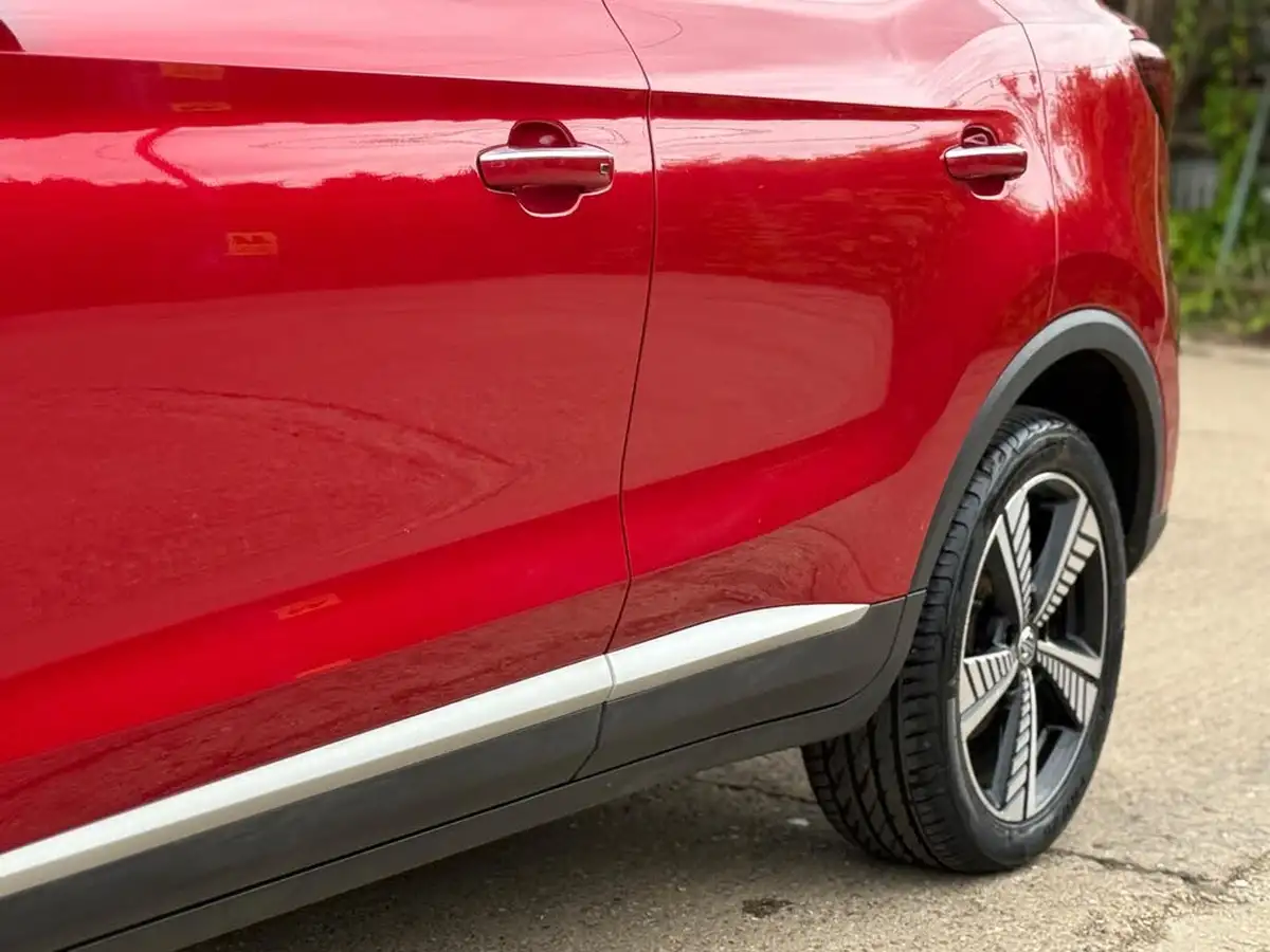 2020-mg-zs-suv-e-exclusive-ev-big-23