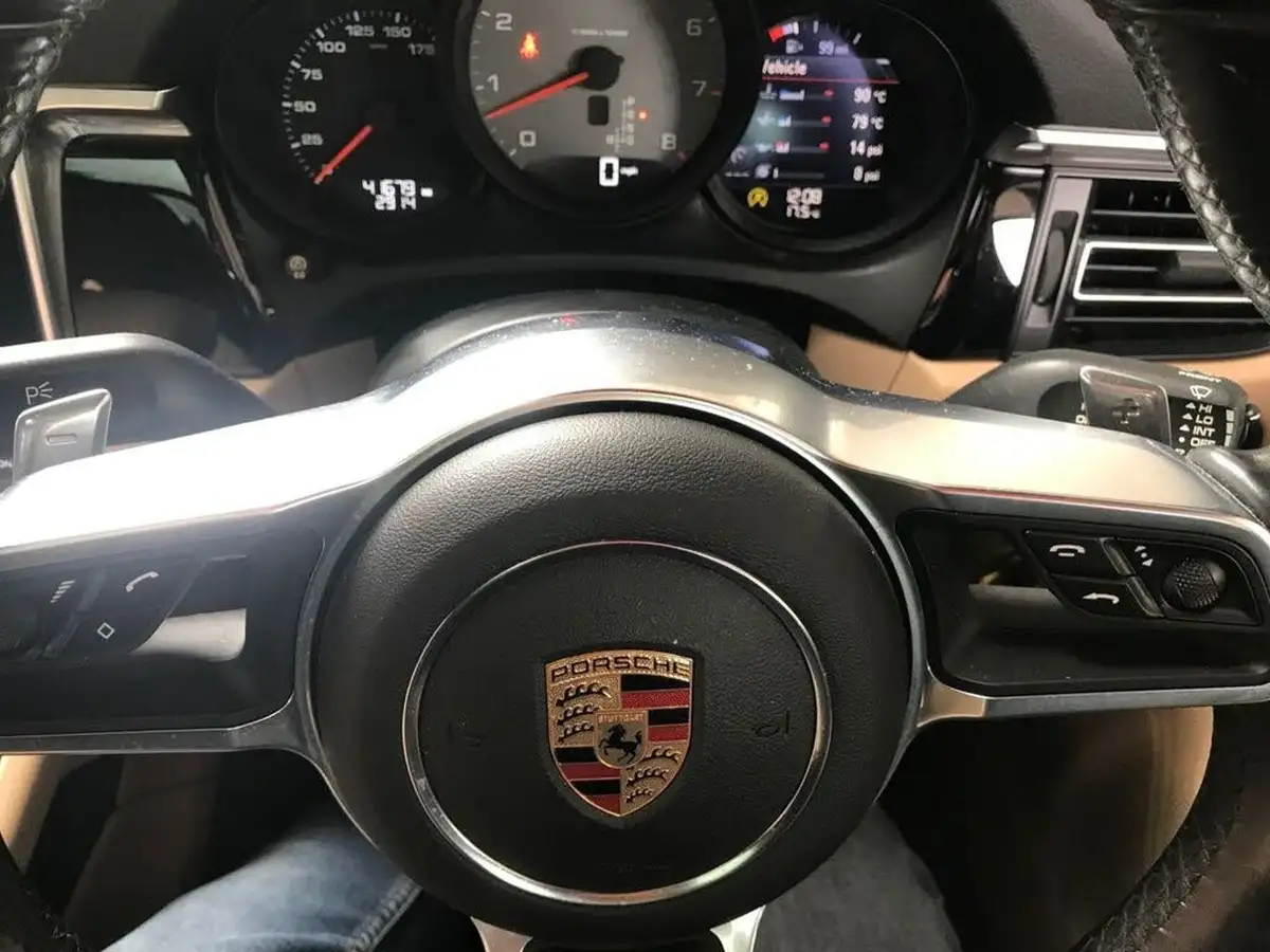 2019-porsche-macan-30-v6-s-big-40