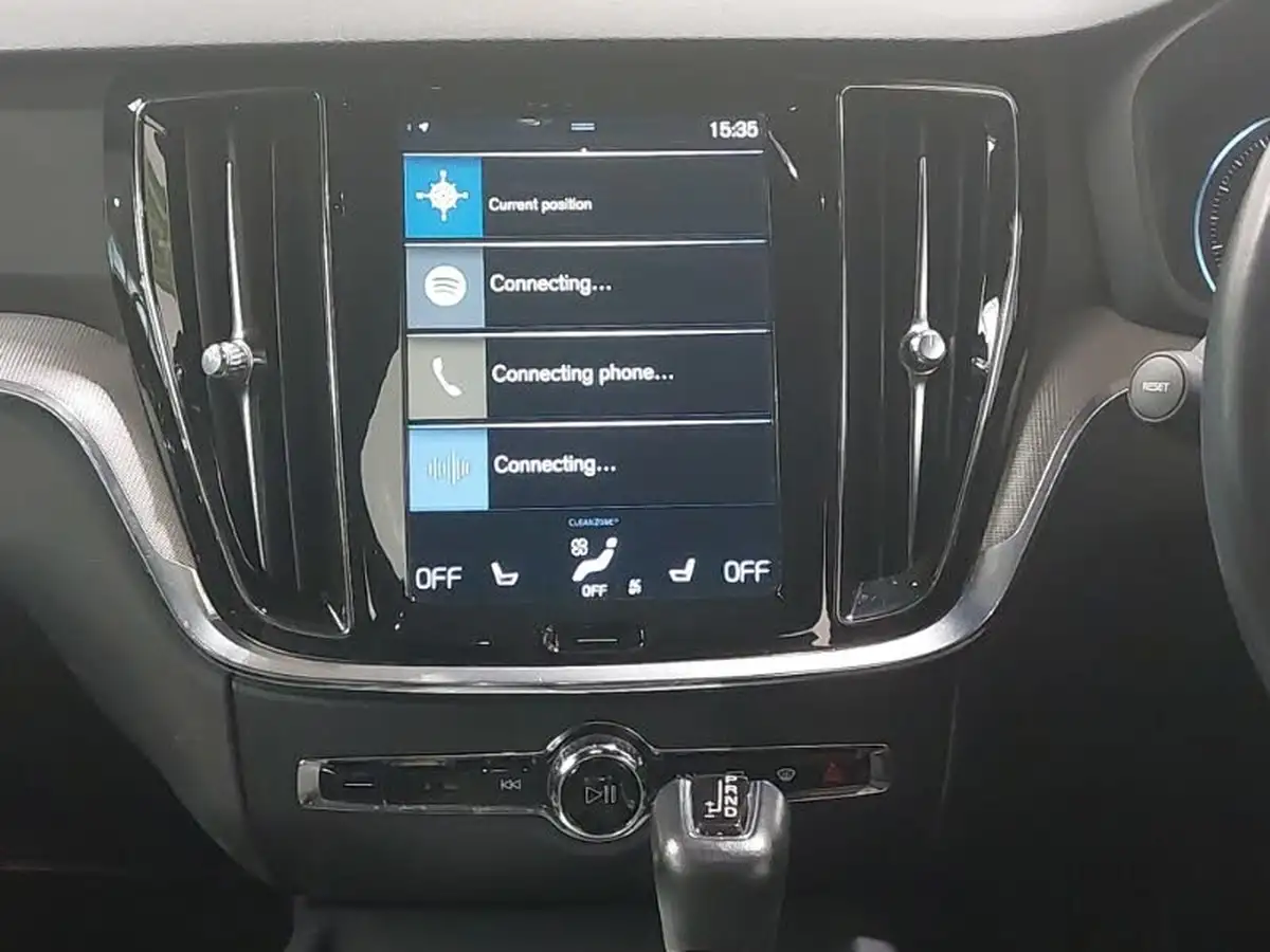2020-volvo-v60-20td-d3-r-design-plus-geartronic-big-6