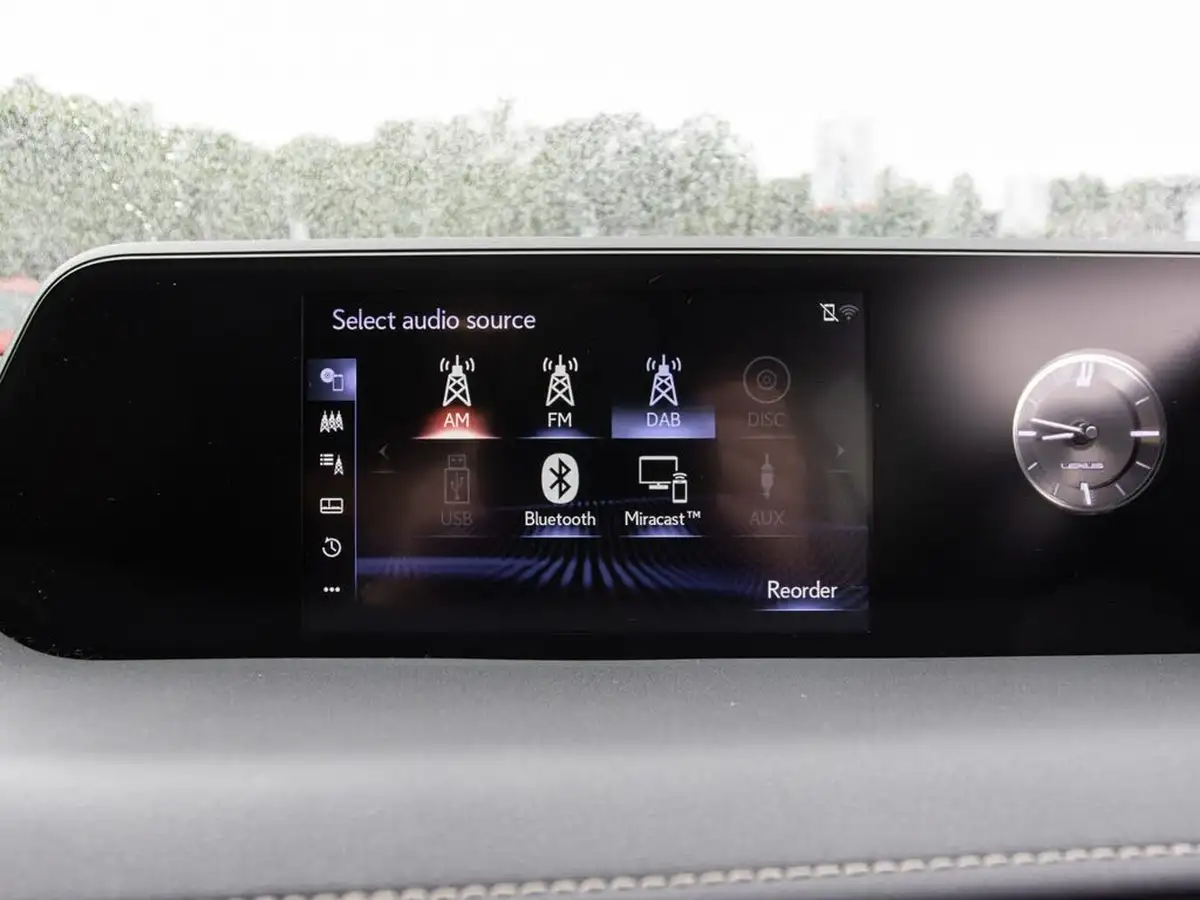 2020-lexus-ux-250h-20-ux-premium-pack-with-navigation-big-25