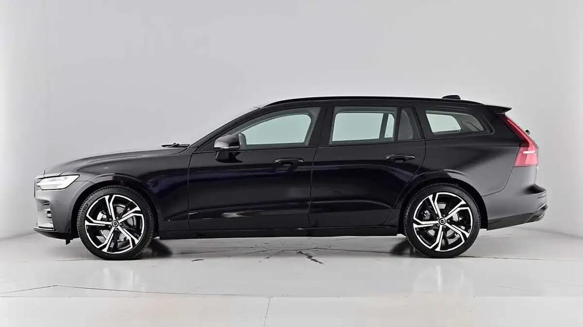 2025-volvo-v60-20-b4-plus-station-wagon-big-62
