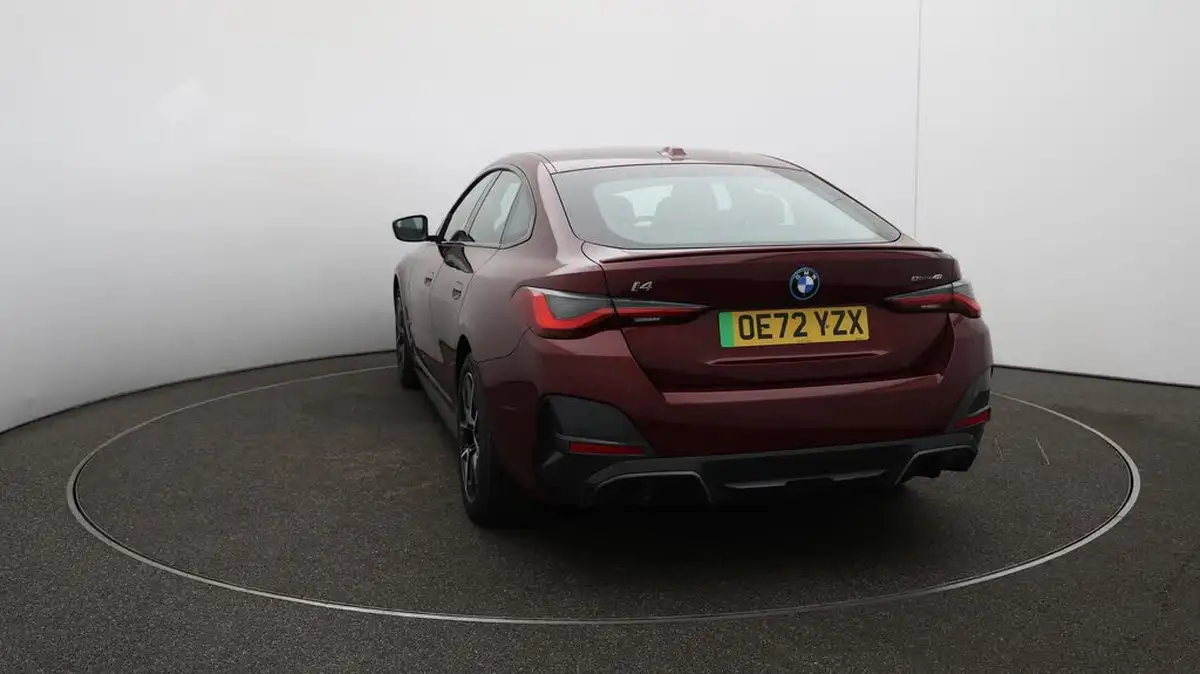 2022-bmw-i4-e-edrive40-m-sport-big-62