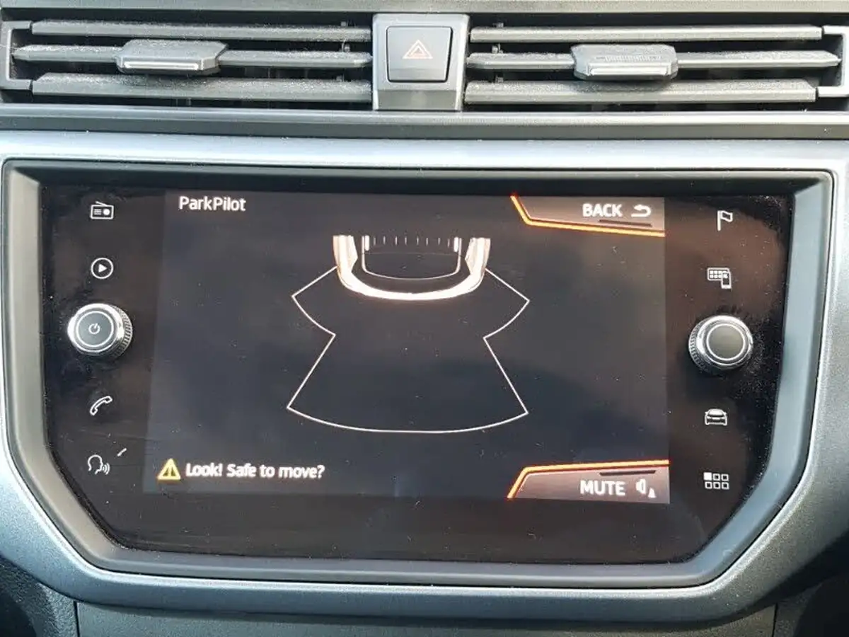2018-seat-arona-16tdi-se-technology-lux-big-10